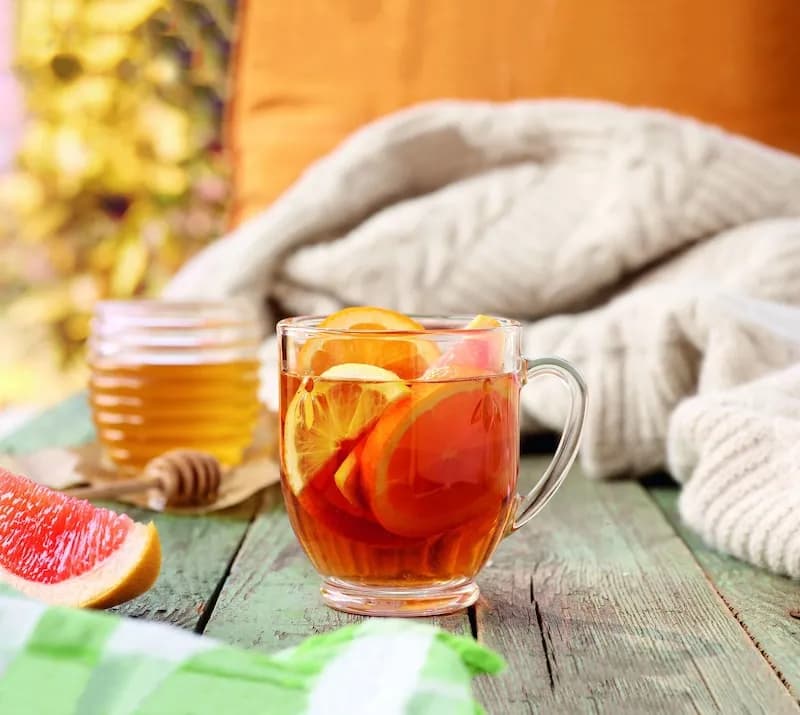 Jak zrobić herbatę z imbirem, cytryną i miodem dla zdrowia i smaku