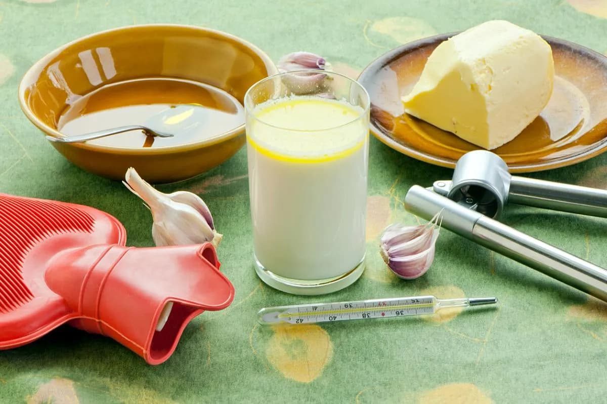 Czy mleko z miodem naprawdę pomaga na kaszel? Sprawdź skuteczność