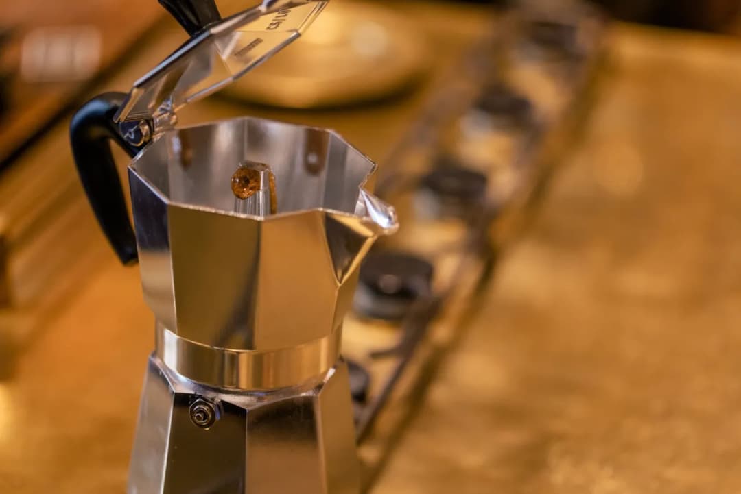Jak działa kawiarka do kawy i jak uniknąć najczęstszych błędów