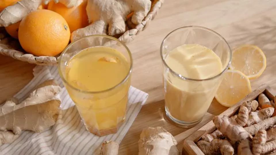 Napój z imbiru i kurkumy: naturalny sposób na wzmocnienie odporności