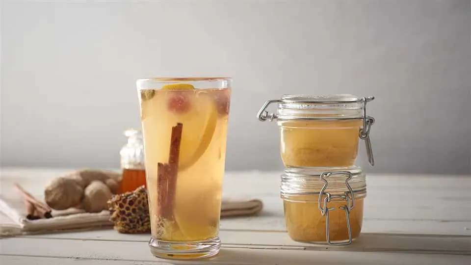 Jak przygotować zdrowy napój z imbiru, który poprawi Twoje samopoczucie