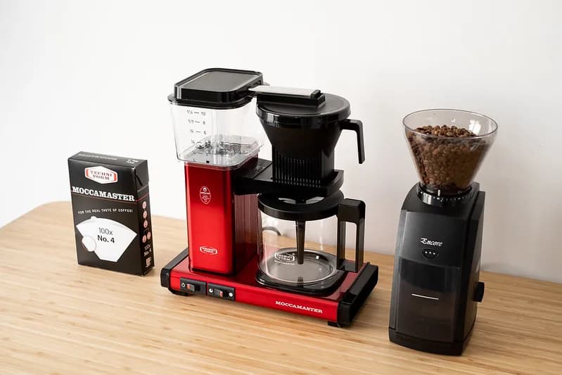 Młynek do kawy jaki wybrać: unikaj błędów przy wyborze idealnego modelu